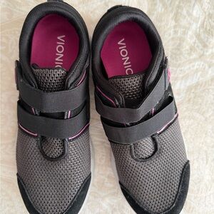 Vionic Black and Pink Women's Mesh Comfort Sneakers